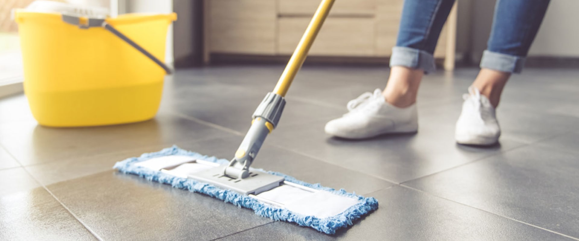 How much should someone pay you to clean their house?
