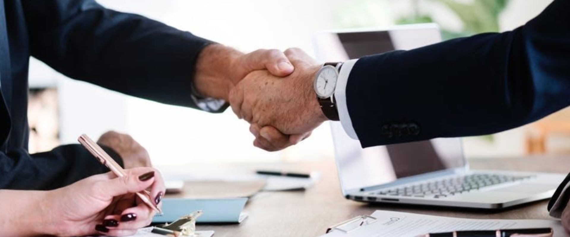 How to get commercial cleaning contracts?