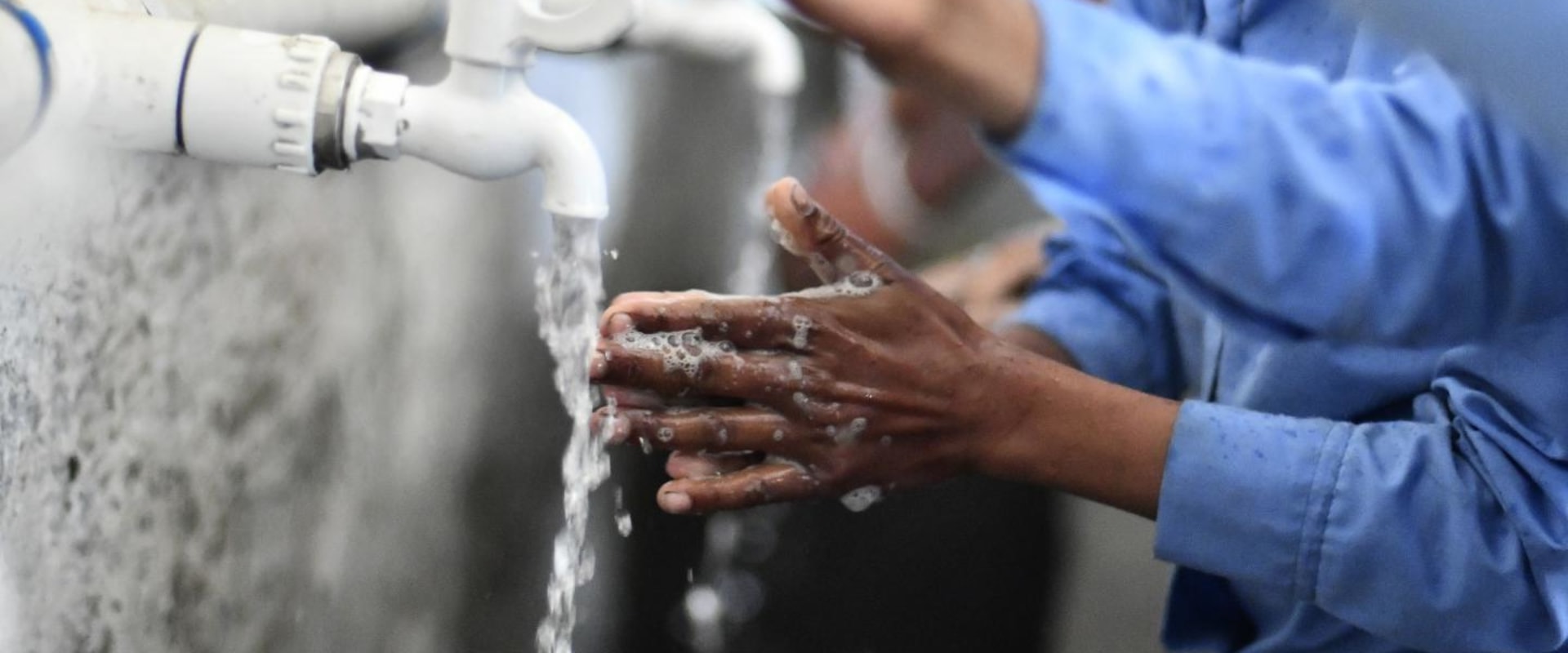 Can soap and water remove covid-19?